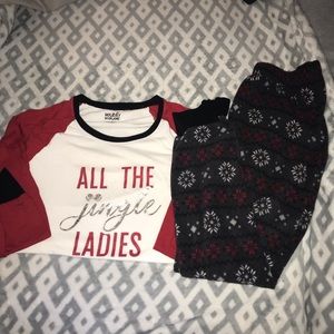Christmas pajama set *NEVER WORN*